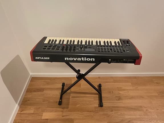 Novation Impulse 61 MIDI-keyboard svart