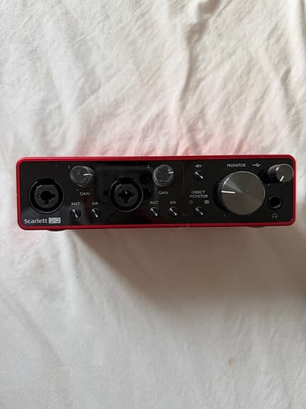 Focusrite Scarlett 2i2 USB ljudkort Gen. 3