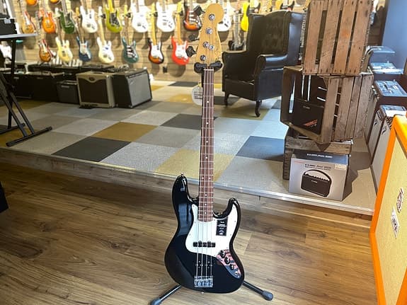 DEMOEX Fender American Professional II Jazz Bass - Musikbörsen Malmö