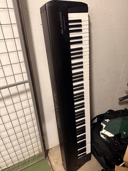 M Audio hammer midi keyboard