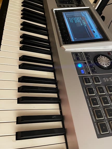 Roland Fantom G8 Workstation