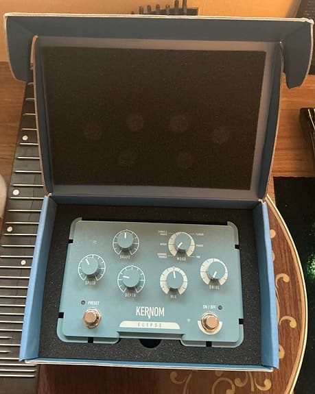 Kernom ELIPSE - MULTI MODULATION ANALOG WARMTH WITH MIDI