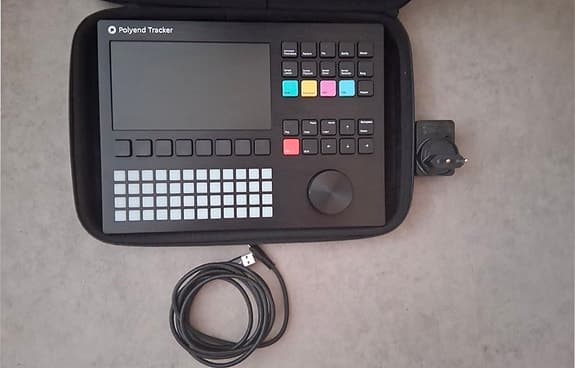 Polyend Tracker med case