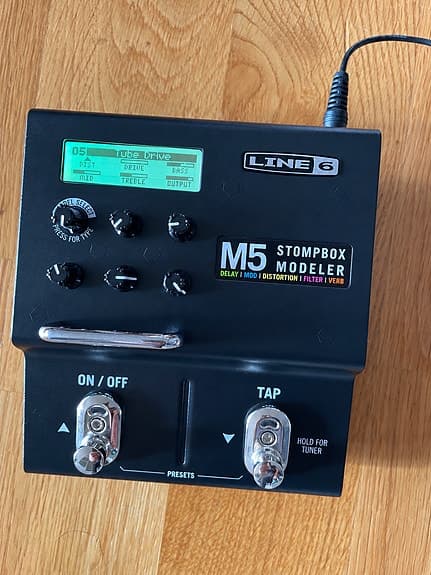 Line 6 M5 Stompbox Modeler – 100+ effekter – fullt fungerande