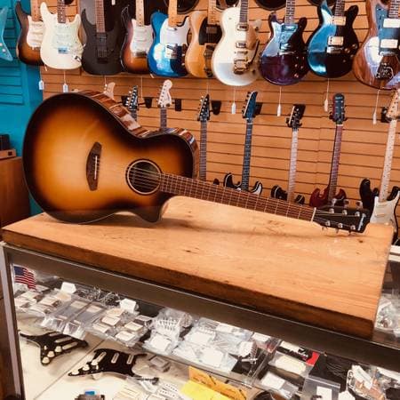 Taylor DN4 Left-Handed Acoustic Guitar w/Case **Gravity Music Gear** - image 24