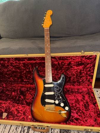 1999 Fender Stevie Ray Vaughan SRV Signature Stratocaster w/ Original Tweed Case