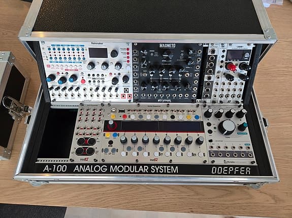 Diverse eurorack moduler