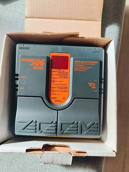 Zoom 506 Bass Multi Effects Processor
