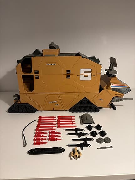 Gi joe mobile command center