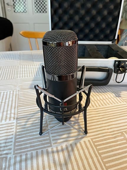 MXL CR89 Condenser Microphone – som ny, med kuffert og shockmount