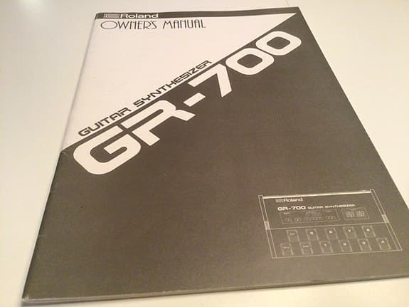 ORIG ! KATALOG ROLAND , OWNER’S MANUAL , GR-700 GUITAR SYNTHESIZER. 1984
