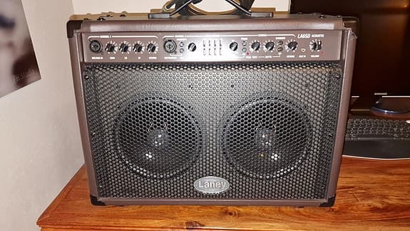 DISC Laney LA65D Acoustic Guitar Combo Amplifier