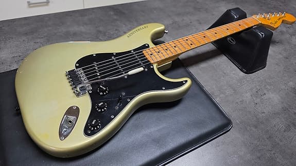 1979 Fender Stratocaster 25th Anniversary Porsche Inca Silver Vintage 70s Guitar
