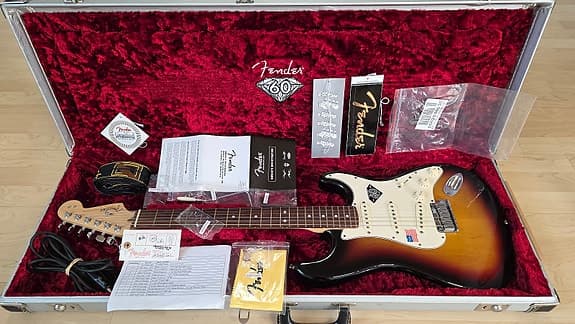 Fender American Stratocaster 60th Anniversary Diamond Edition Sunburst Guitar