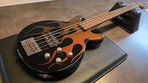 Jackson USA Custom Shop JJ Bass Guitar Hot Rod Flames Flip-Flop Color