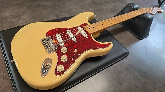 Fender Classic '50s Stratocaster 2000 Ash Body Flame Neck Custom Kinman Guitar