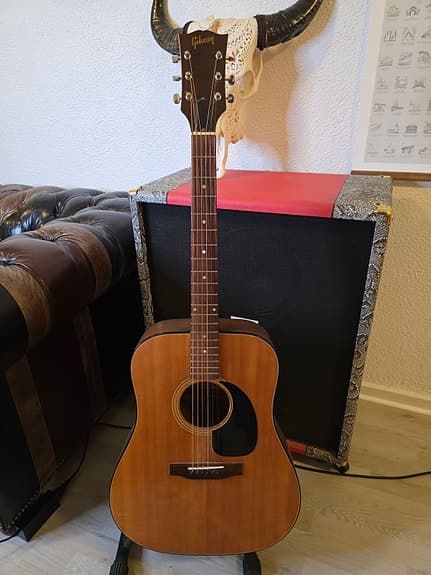 1970 Gibson J-50 Deluxe J50 Kalamazoo American USA Vintage 70s Acoustic Guitar