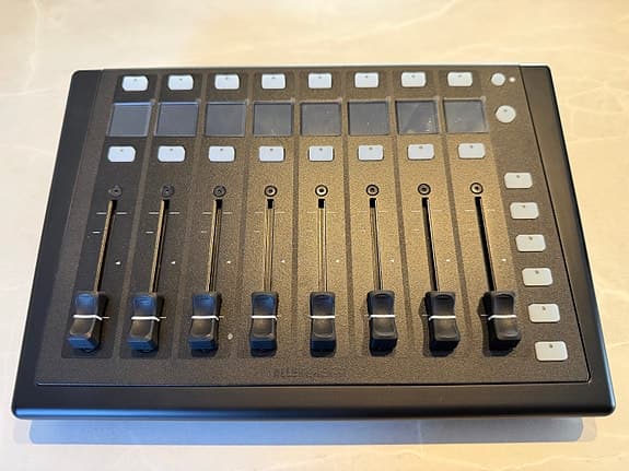 Allen & Heath IP8