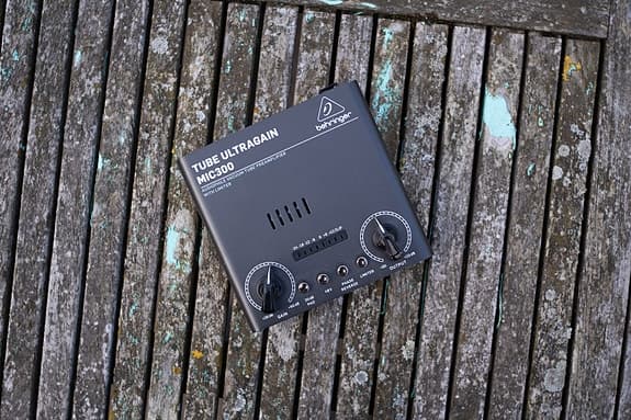 Behringer MIC300 Tube Ultragain preamp