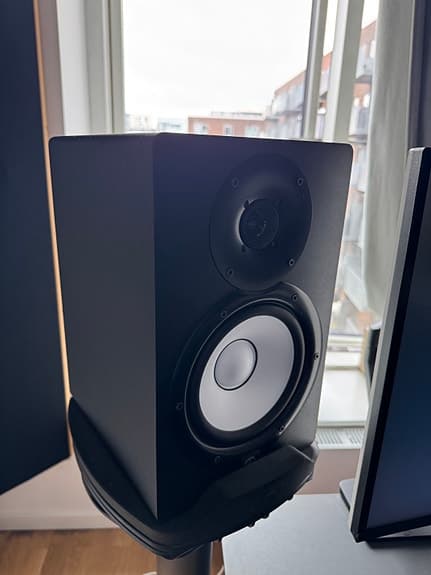 Yamaha HS7 Studio Monitor Speakers (Pair), As New, Smoke-Free