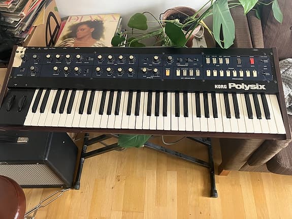 Korg Polysix