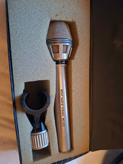 3 vintage mikrofoner: AKG D 190 ES Cardioid Dynamic, Shure, Unidyme 3 Dynamic