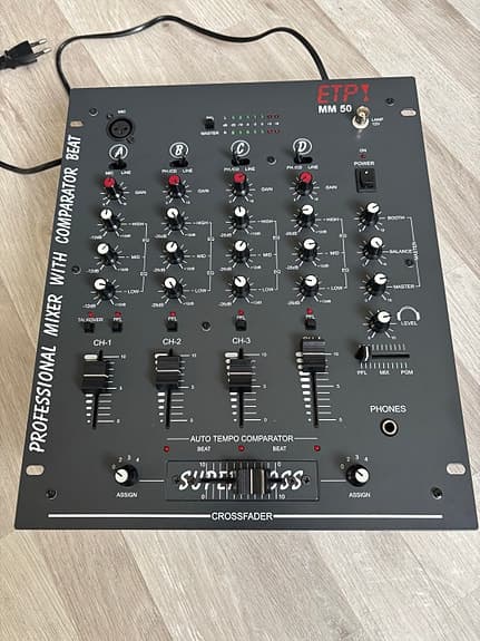 Soundlab ETPI MM 50 professionel DJ-mixer med beat comparator