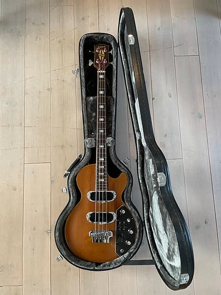 Gibson Les Paul Triumph bass