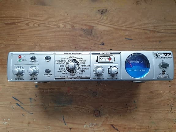 Behringer preamp