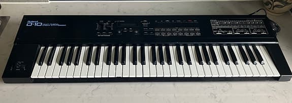 Roland D-10 synthesizer