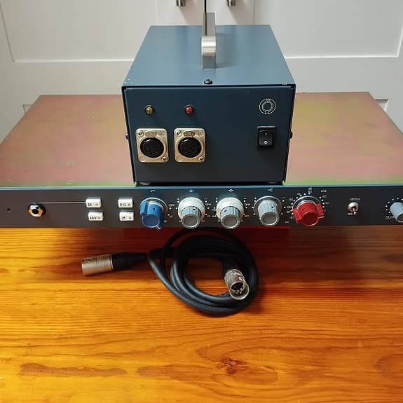 BAE 1073 Mic Pre/EQ + Original PSU – Ægte Neve 1073 lyd!