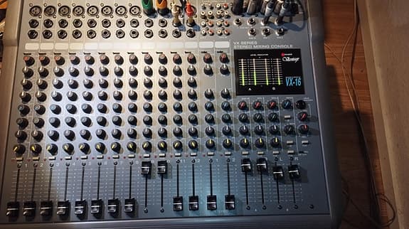 Vantage VX16 Analog mixer , til 4 kanal/3D lyd