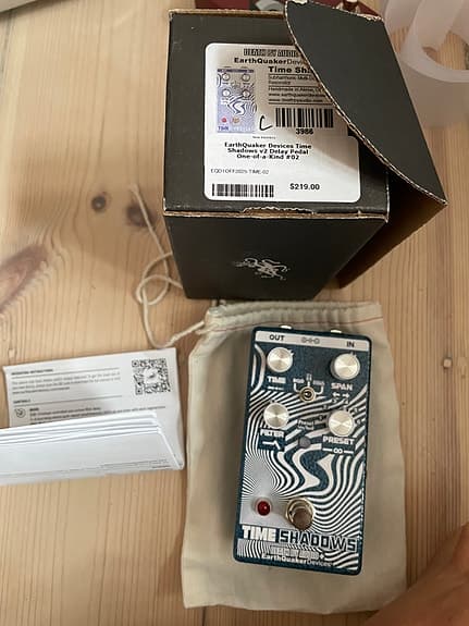 Earthquaker devices and death by audio time shadows v2 effect pedal