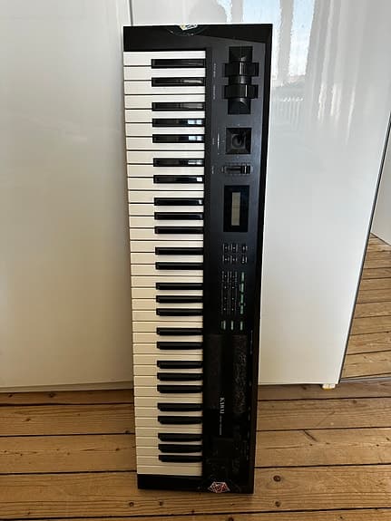 Digital vintage synthesizer - kawai k1