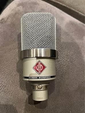 Neumann Microphoner model tlm 102