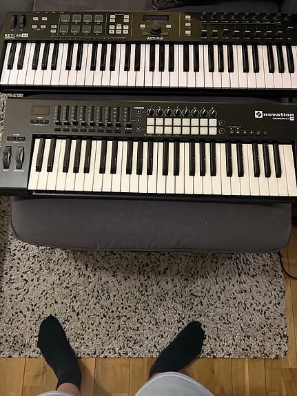 Novation Launchkey 49 MIDI-keyboard + Arturia KeyLab Essential 61