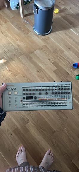 Roland TR-09 trommemaskine / rhythm composer