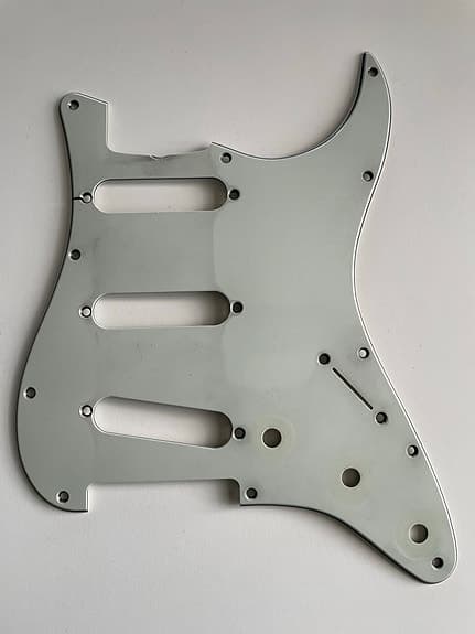 Celluloid pickguard til Fender vintage Stratocaster.
