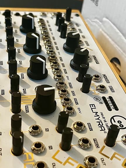 Elmyra 2 desktop synthesizer