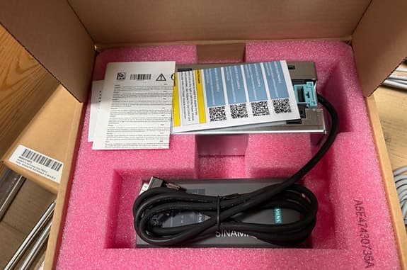 Siemens SINAMICS G120 CUA20 Frequency Converter Kit – NY i æske