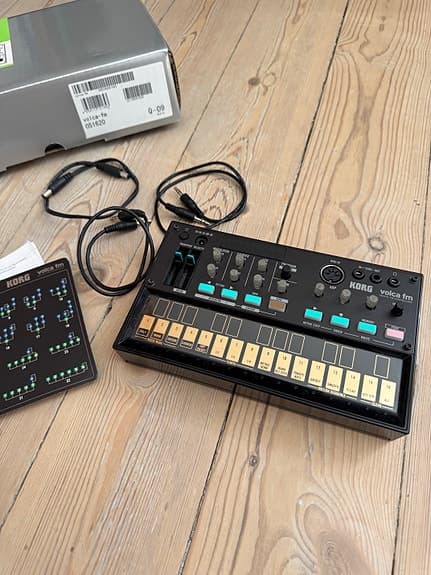 Korg Volca FM digital synthesizer