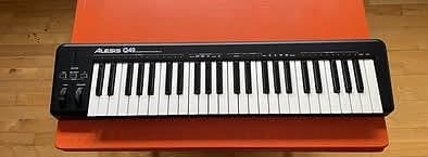 Alesis Q49 USB/MIDI Keyboard