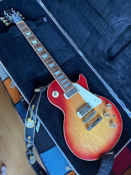 Gibson Les Paul Deluxe 100 fra 2015 i Cherry Burst