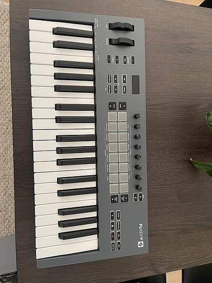 Novation FLkey 37