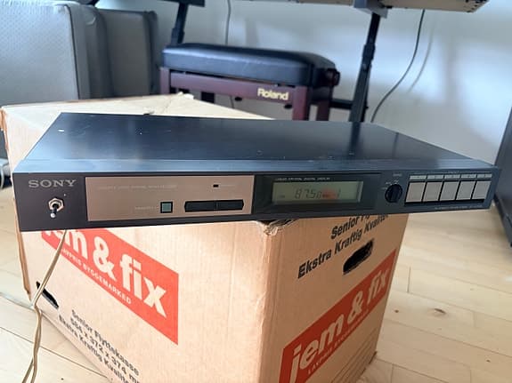 Sony ST-JX205L – Vintage FM/AM Stereo Tuner – Quartz Lock Digital Synthesizer