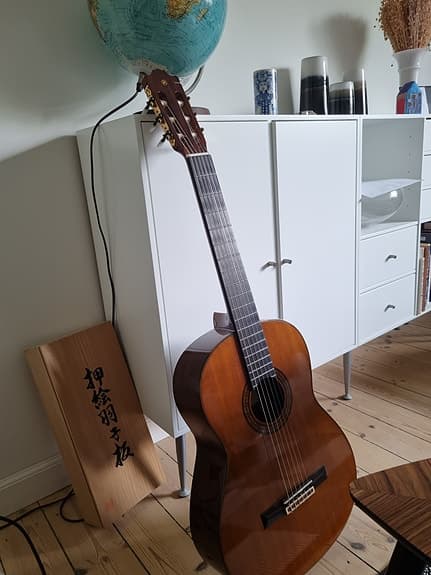Yamaha 1980s G-235 Classical Guitar