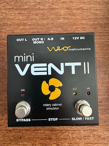 Neo Instruments Mini Vent II rotary cabinet simulator pedal