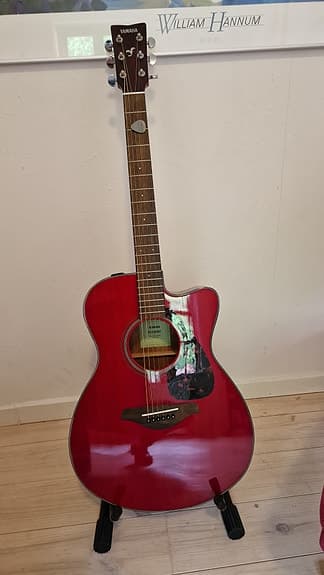 Yamaha FSX800C Electro Acoustic, Ruby Red