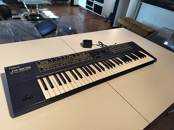 Roland JX-305 synthesizer keyboard