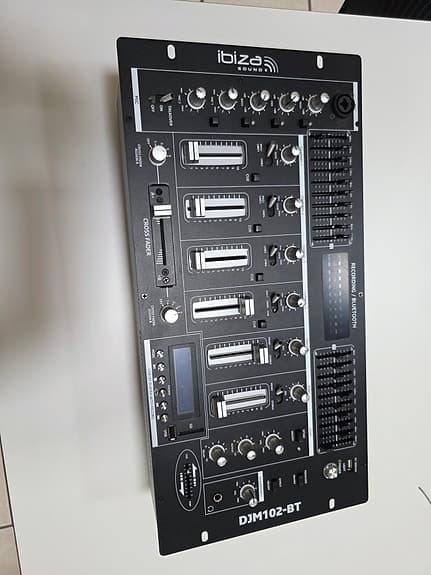 Ibiza Sound DJM-102-BT DJ-mixer sort